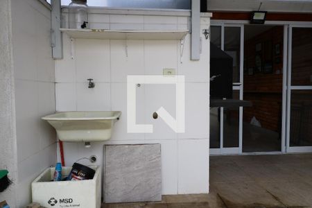 Apartamento para alugar com 93m², 2 quartos e 1 vagaÁrea de Serviço