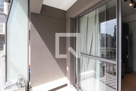 Varanda da Sala de apartamento para alugar com 1 quarto, 27m² em Vila Nova Conceição, São Paulo