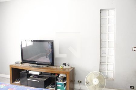 Sala de casa à venda com 2 quartos, 150m² em Conjunto Residencial Santa Terezinha, São Paulo