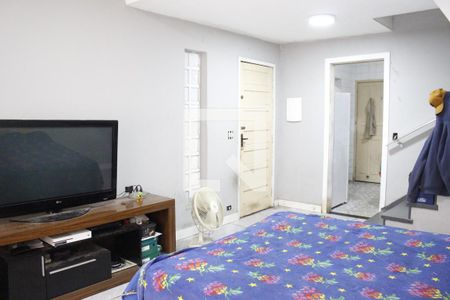 Sala de casa à venda com 2 quartos, 150m² em Conjunto Residencial Santa Terezinha, São Paulo