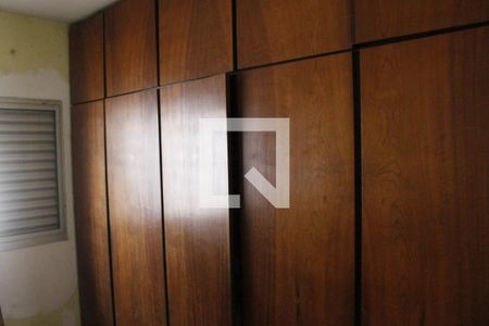 Quarto 1 de casa à venda com 2 quartos, 150m² em Conjunto Residencial Santa Terezinha, São Paulo