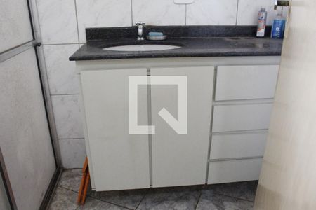 Casa à venda com 150m², 2 quartos e 2 vagasBanheiro