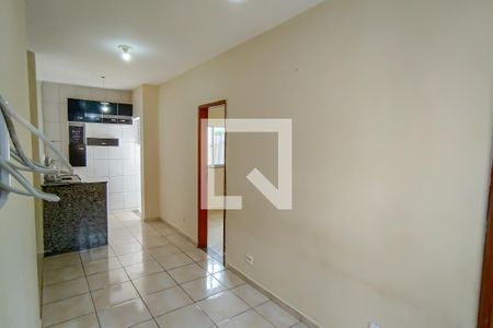 sala de apartamento para alugar com 2 quartos, 50m² em Taquara, Rio de Janeiro
