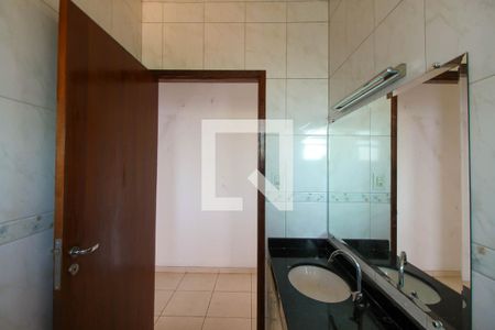 Casa à venda com 249m², 2 quartos e 1 vagaBanheiro 1