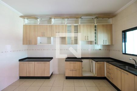 Casa à venda com 249m², 2 quartos e 1 vagaCozinha