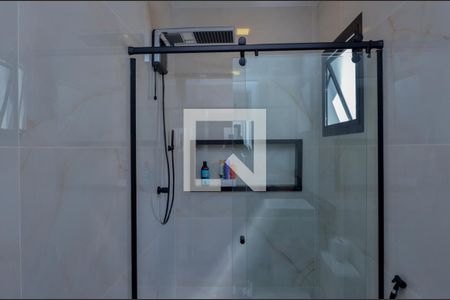 Casa de condomínio à venda com 240m², 3 quartos e 2 vagasBanheiro da Suíte 2