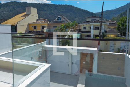 Casa de condomínio à venda com 240m², 3 quartos e 2 vagasSuite 1 - varanda