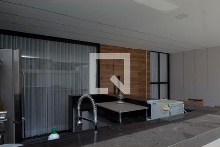 Casa de condomínio à venda com 240m², 3 quartos e 2 vagasÁrea externa