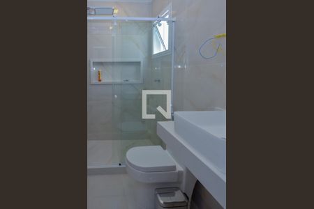 Casa de condomínio à venda com 240m², 3 quartos e 2 vagasBanheiro da Suíte 3