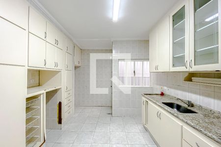 Casa à venda com 110m², 2 quartos e 2 vagasCozinha