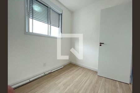 Quarto 2 de apartamento para alugar com 2 quartos, 34m² em Vila Mira, São Paulo