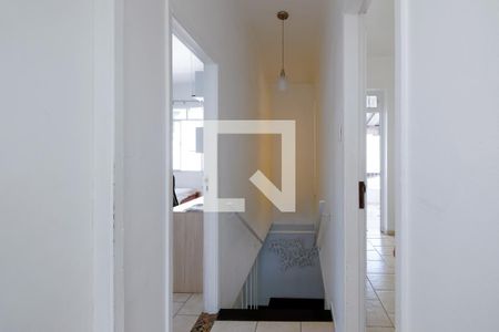 Casa à venda com 230m², 4 quartos e 6 vagasCorredor