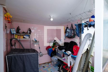 Casa à venda com 230m², 4 quartos e 6 vagasÁrea de Serviço