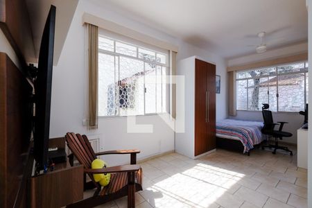 Casa à venda com 230m², 4 quartos e 6 vagasQuarto 1