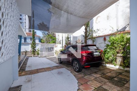 Casa à venda com 230m², 4 quartos e 6 vagasGaragem