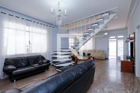 Sala de casa à venda com 4 quartos, 230m² em Tijuca, Rio de Janeiro