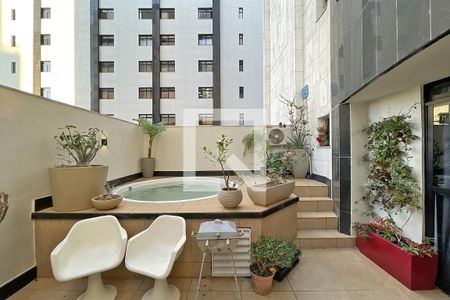 Varanda de apartamento à venda com 2 quartos, 125m² em Belvedere, Belo Horizonte