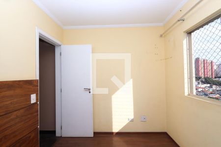 Quarto 1 de apartamento para alugar com 2 quartos, 64m² em Vila Ivone, São Paulo
