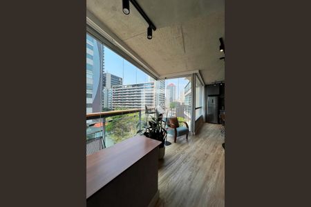 Sala de apartamento à venda com 1 quarto, 61m² em Vila Nova Conceição, São Paulo