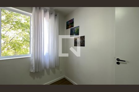 Quarto 1 de apartamento para alugar com 2 quartos, 46m² em Weissópolis, Pinhais