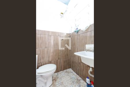 Casa à venda com 120m², 3 quartos e 1 vagaBanheiro 3