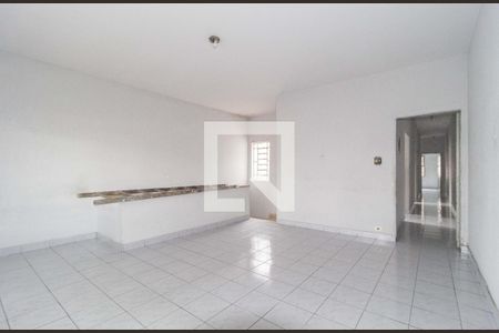 Casa à venda com 150m², 4 quartos e 1 vaga Casa à venda com 150m², 4 quartos e 1 vagaCasa 2 - Sala