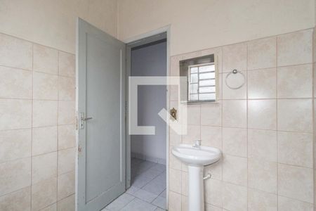 Casa à venda com 150m², 4 quartos e 1 vaga Casa à venda com 150m², 4 quartos e 1 vagaCasa 2 - Banheiro