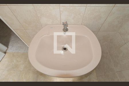 Casa à venda com 150m², 4 quartos e 1 vaga Casa à venda com 150m², 4 quartos e 1 vagaDetalhe - Banheiro