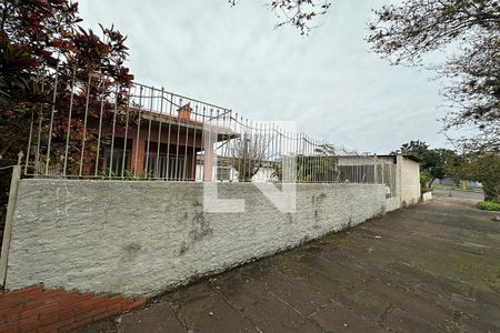 Casa à venda com 240m², 2 quartos e 1 vagaFachada