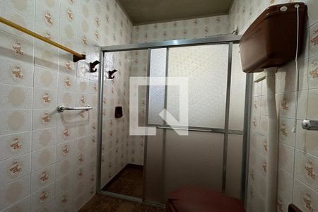 Casa à venda com 240m², 2 quartos e 1 vagaBanheiro