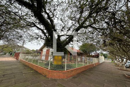 Casa à venda com 240m², 2 quartos e 1 vagaFachada