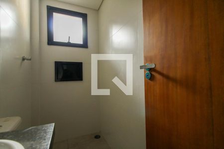 Banheiro de apartamento para alugar com 1 quarto, 33m² em Penha de França, São Paulo