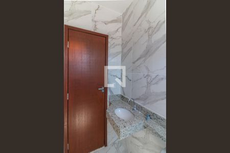 Casa de condomínio à venda com 120m², 2 quartos e 1 vagaSuíte 2 - Banheiro