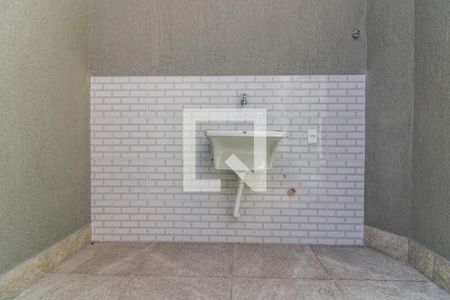 Casa de condomínio à venda com 120m², 2 quartos e 1 vagaÁrea de Serviço