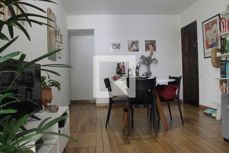 Sala de apartamento para alugar com 1 quarto, 62m² em Humaitá, Rio de Janeiro