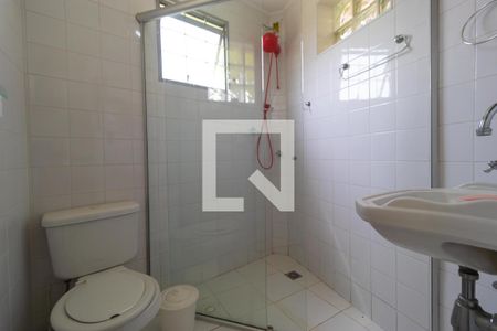 Casa de condomínio à venda com 270m², 3 quartos e 2 vagas Casa de condomínio à venda com 270m², 3 quartos e 2 vagasBanheiro da Suíte 01