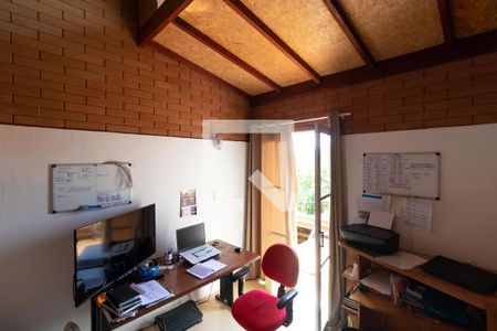 Casa de condomínio à venda com 270m², 3 quartos e 2 vagas Casa de condomínio à venda com 270m², 3 quartos e 2 vagasSuíte 02