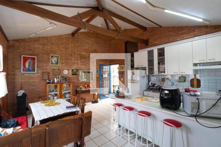 Casa de condomínio à venda com 270m², 3 quartos e 2 vagas Casa de condomínio à venda com 270m², 3 quartos e 2 vagasCozinha