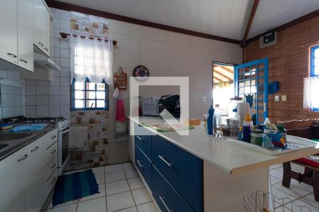 Casa de condomínio à venda com 270m², 3 quartos e 2 vagas Casa de condomínio à venda com 270m², 3 quartos e 2 vagasCozinha