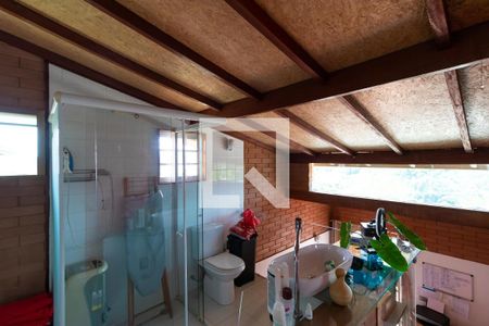 Casa de condomínio à venda com 270m², 3 quartos e 2 vagas Casa de condomínio à venda com 270m², 3 quartos e 2 vagasBanheiro da Suíte 02