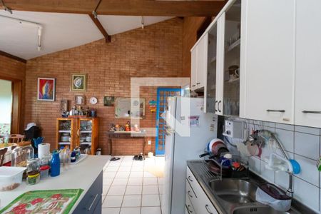 Casa de condomínio à venda com 270m², 3 quartos e 2 vagas Casa de condomínio à venda com 270m², 3 quartos e 2 vagasCozinha