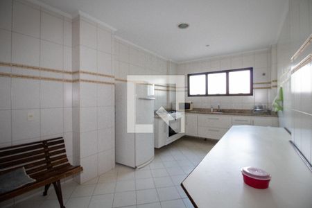 Apartamento para alugar com 197m², 3 quartos e 2 vagasÁrea comum - Salão de festas