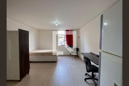 Sala/Quarto de kitnet/studio para alugar com 0 quarto, 22m² em Jardim Aeroporto, São Paulo