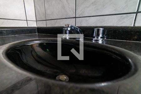 Casa à venda com 600m², 6 quartos e 3 vagasBanheiro da Suíte 2 Detalhe