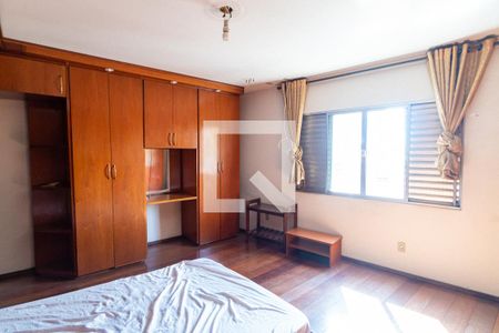 Casa à venda com 600m², 6 quartos e 3 vagasSuite 2