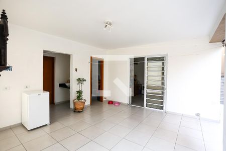 Casa à venda com 280m², 3 quartos e 3 vagasÁrea Salão de festas