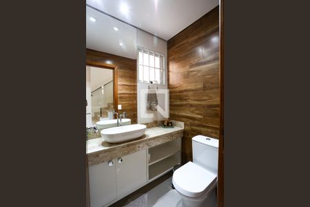 Casa à venda com 280m², 3 quartos e 3 vagasLavabo