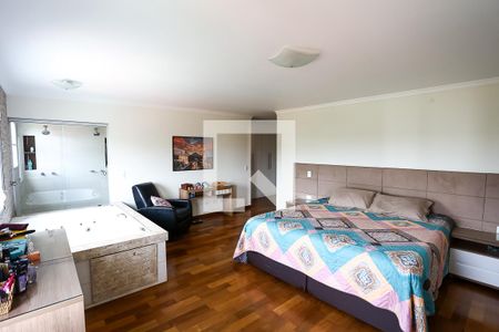 Casa à venda com 280m², 3 quartos e 3 vagasSuíte 3 