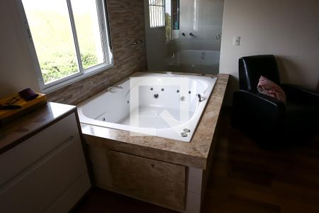 Casa à venda com 280m², 3 quartos e 3 vagasBanheiro da Suíte 3