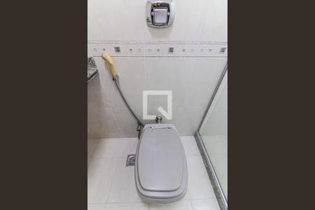 Apartamento à venda com 360m², 4 quartos e 3 vagasSuíte 2 - Banheiro